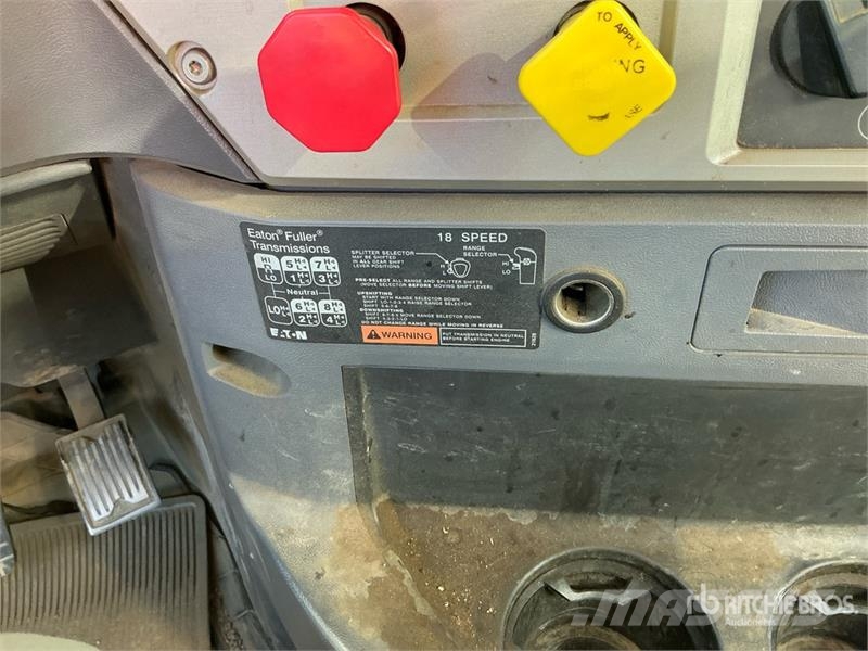 Mack GU713 Granite 8x4 Tri/A Day Cab Truck Tractor Trekkers