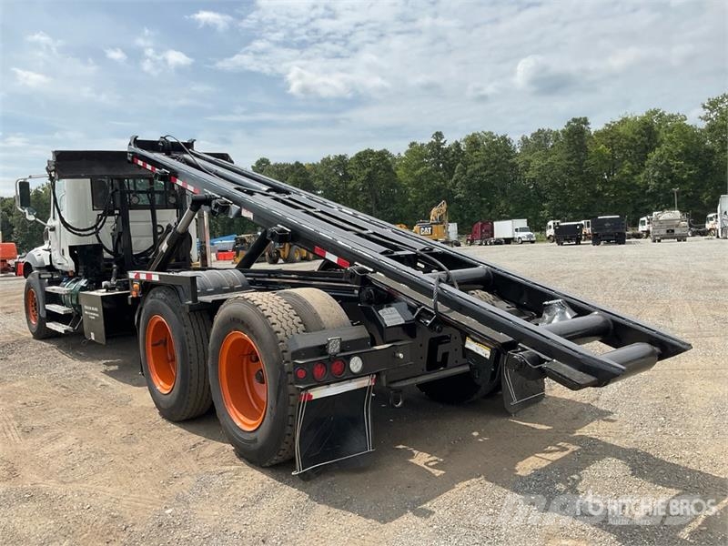 Mack GU813 Granite Roll-Off Truck Hidroliftli kamyonlar