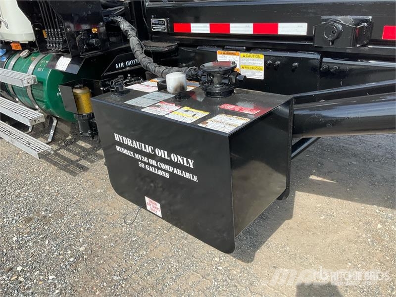 Mack GU813 Granite Roll-Off Truck Hidroliftli kamyonlar