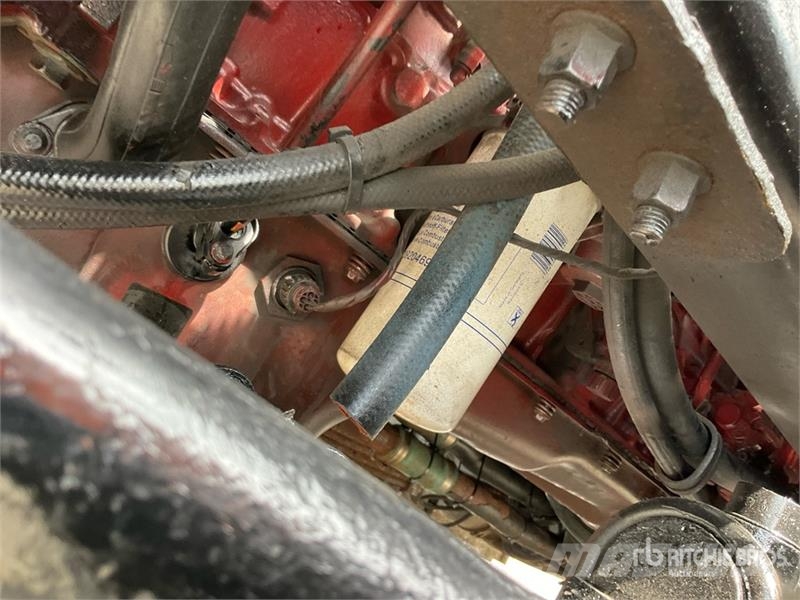 Mack GU813 Granite Roll-Off Truck Hidroliftli kamyonlar