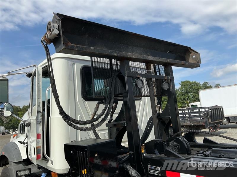 Mack GU813 Granite Roll-Off Truck Hidroliftli kamyonlar