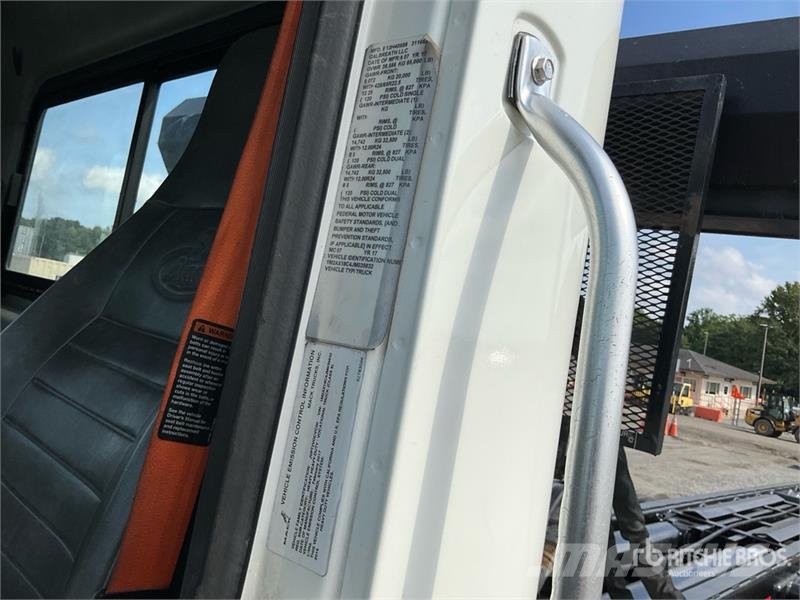 Mack GU813 Granite Roll-Off Truck Hidroliftli kamyonlar