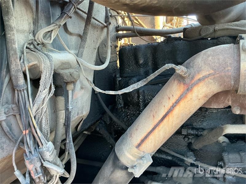 Mack RD686S Camiones bañeras basculantes o volquetes