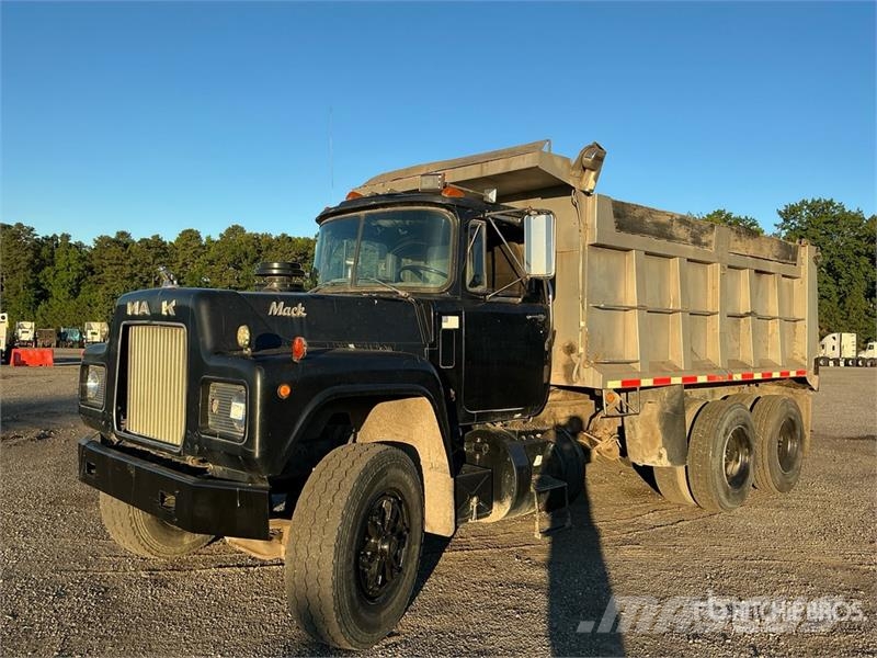Mack RD686S Camiones bañeras basculantes o volquetes