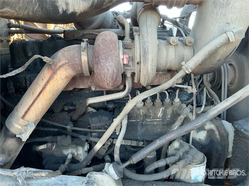 Mack RD686S Camiones bañeras basculantes o volquetes