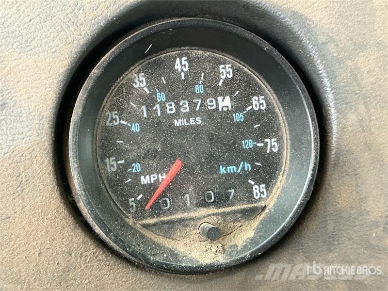 Mack RD688 8x4 Mixer Truck Бетономішалки (Автобетонозмішувачі)