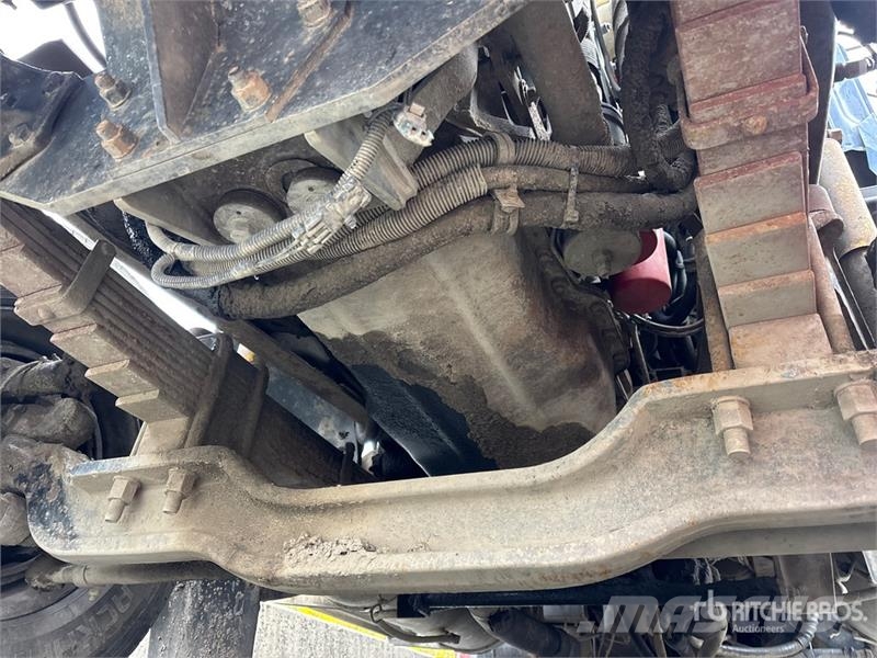 Mack RD688S Грузовики-Самосвалы