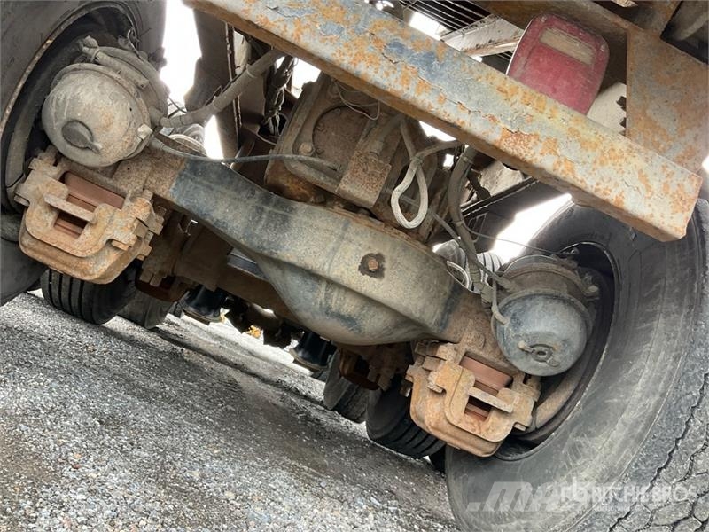 Mack RD688S Tippbil