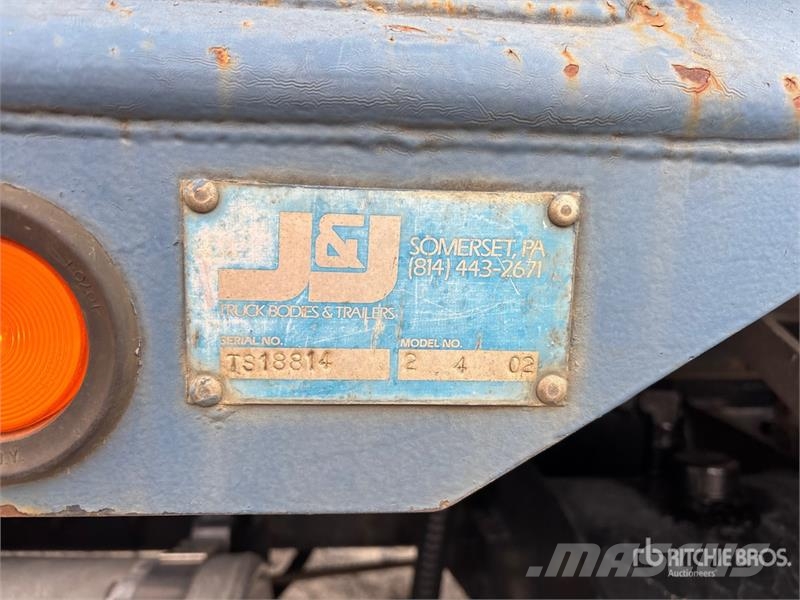 Mack RD688S Грузовики-Самосвалы