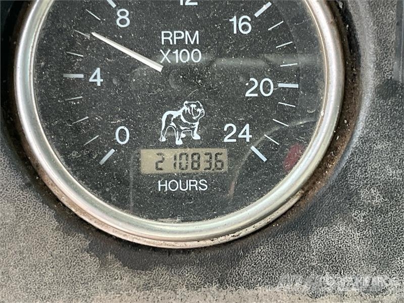 Mack RD688S Tippbil