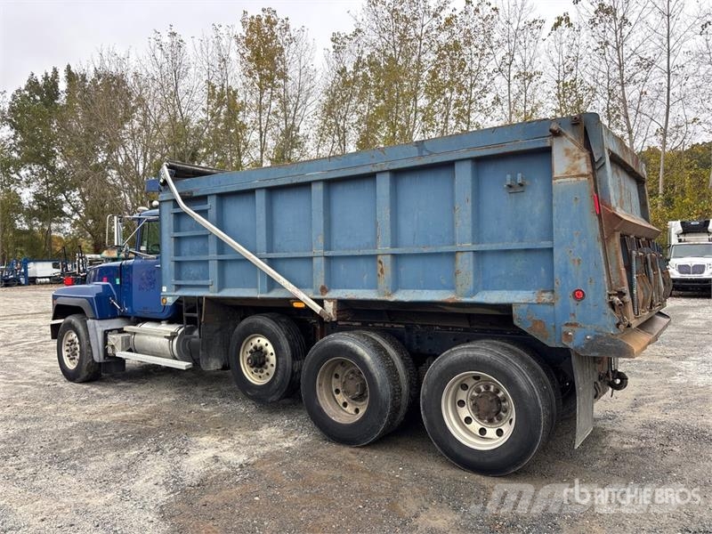 Mack RD688S Грузовики-Самосвалы