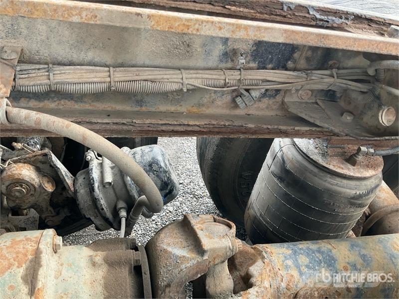 Mack RD688S Tippbil