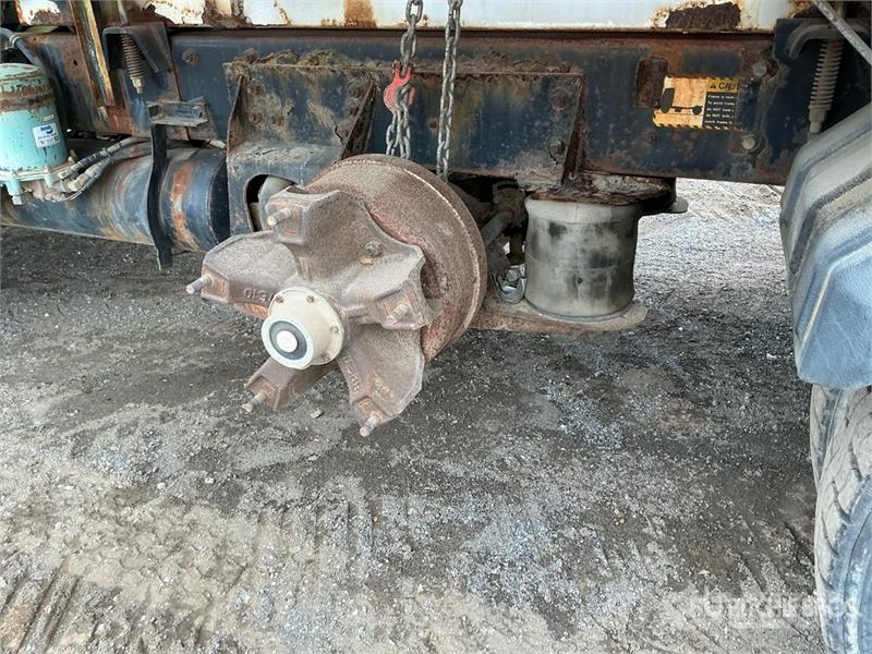 Mack RD688S 8x4 Mixer Truck Beton-Mischfahrzeuge