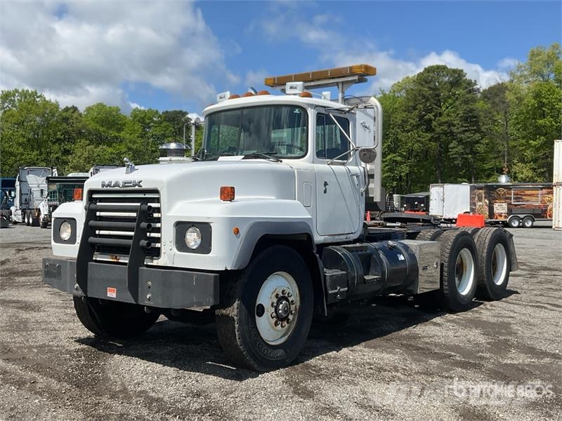 Purchase Mack RD688SX 6x4 T/A Day Cab Truck Tractor tractor Units