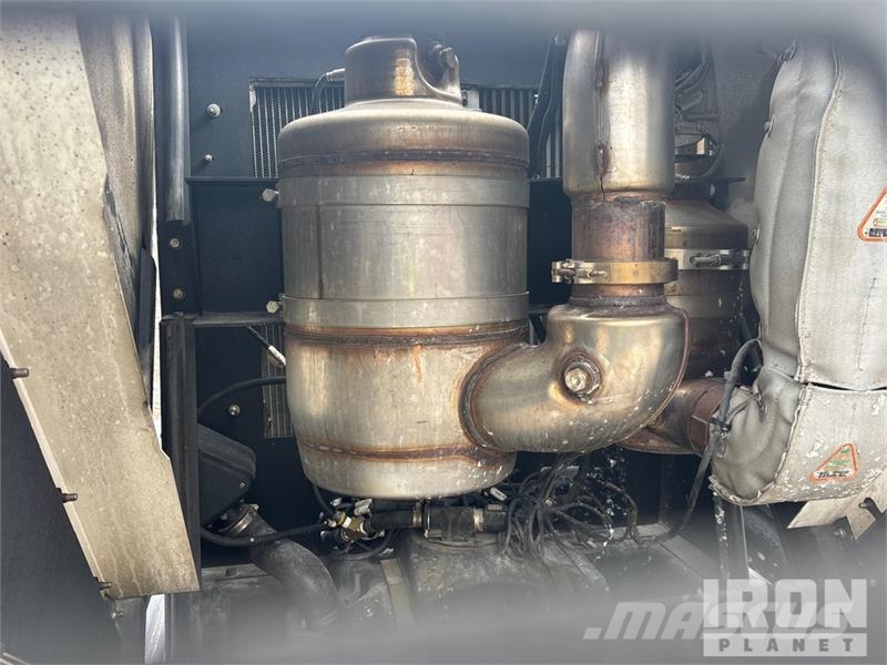 Magnum Pro MDG75 60 kW Mobile Generator Set Generadores diésel