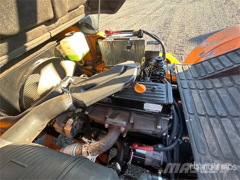 Maximal FD40T-M2WE3 4000 kg Cushion Tire Forklift 其他叉车