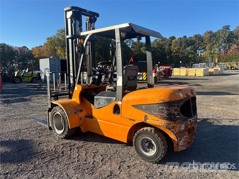 Maximal FD40T-M2WE3 4000 kg Cushion Tire Forklift 其他叉车
