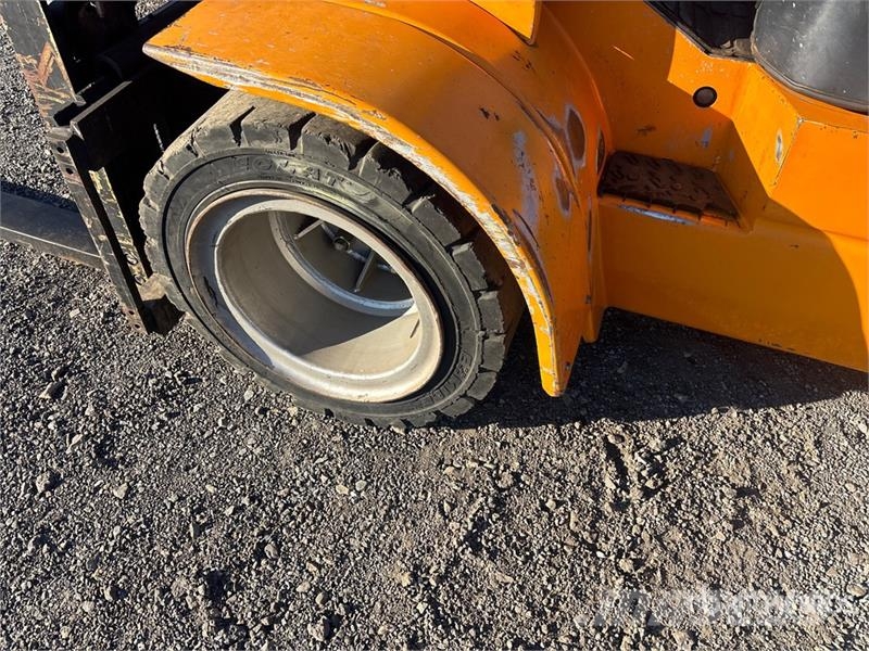Maximal FD40T-M2WE3 4000 kg Cushion Tire Forklift 其他叉车