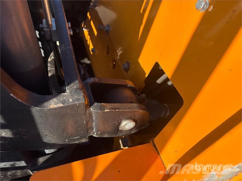 Maximal FD40T-M2WE3 4000 kg Cushion Tire Forklift 其他叉车