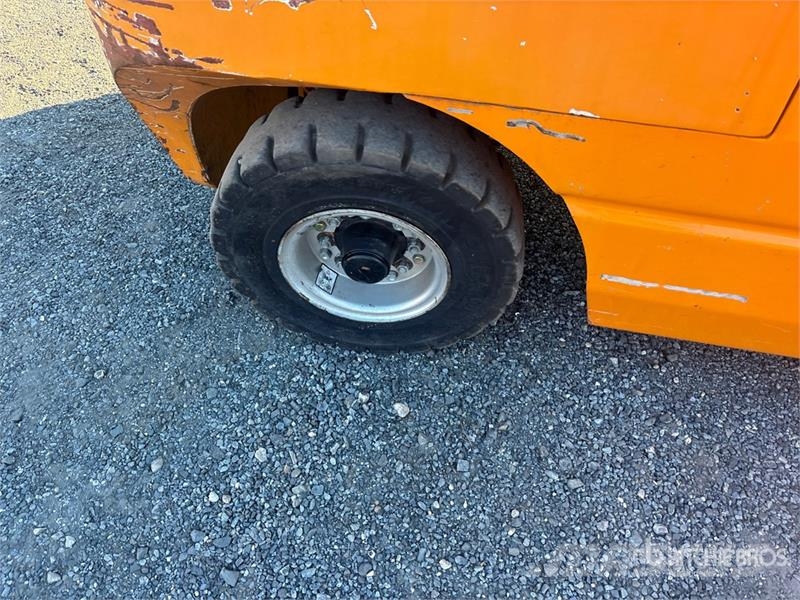 Maximal FD40T-M2WE3 4000 kg Cushion Tire Forklift 其他叉车