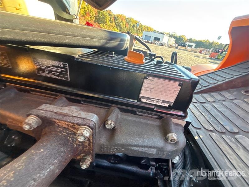 Maximal FD40T-M2WE3 4000 kg Cushion Tire Forklift 其他叉车