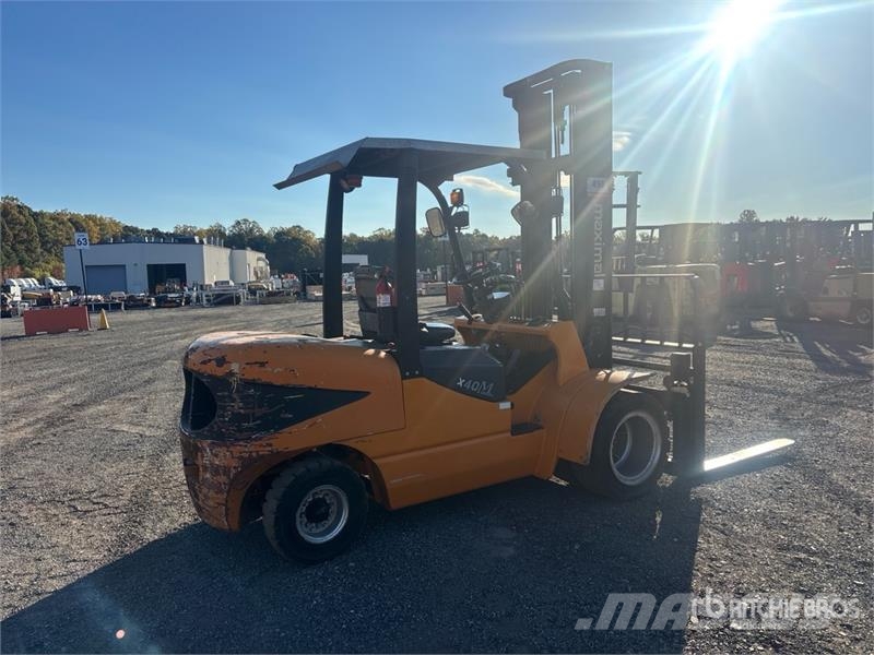Maximal FD40T-M2WE3 4000 kg Cushion Tire Forklift 其他叉车