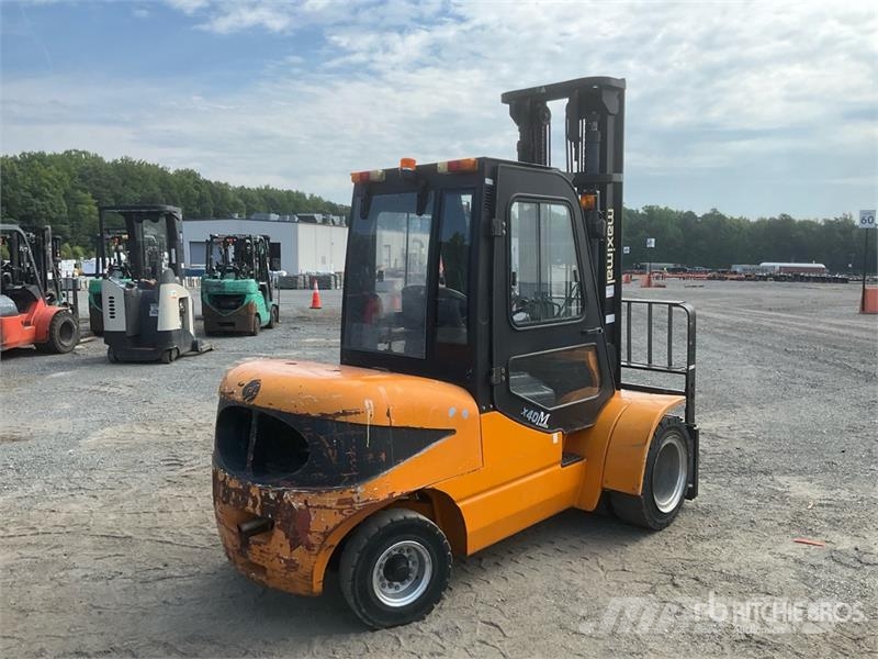 Maximal FD40T-M2WE3 8800 lb Pneumatic Tire Forklift Muut haarukkatrukit