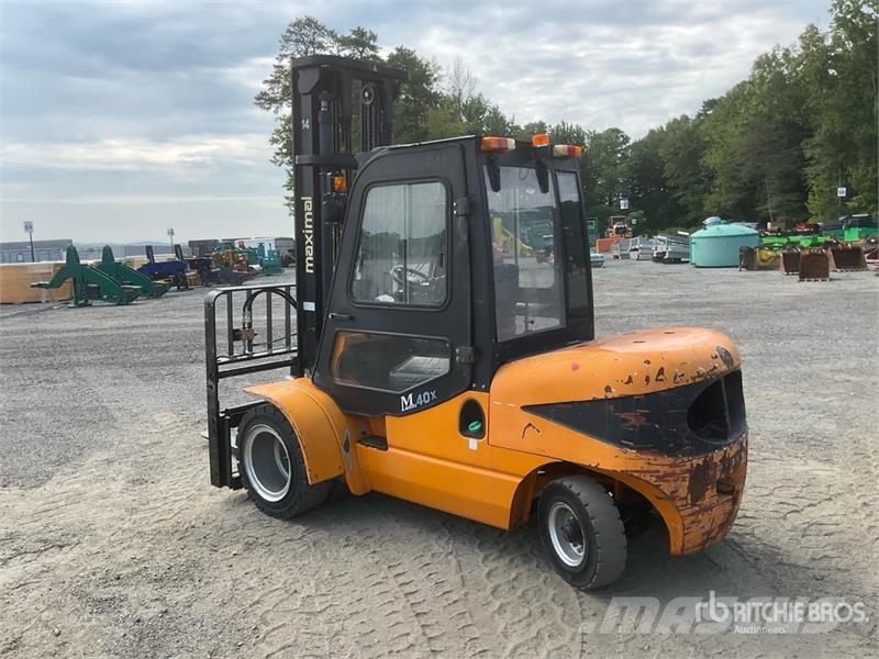 Maximal FD40T-M2WE3 8800 lb Pneumatic Tire Forklift Muut haarukkatrukit