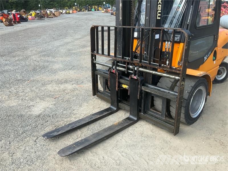 Maximal FD40T-M2WE3 8800 lb Pneumatic Tire Forklift Muut haarukkatrukit
