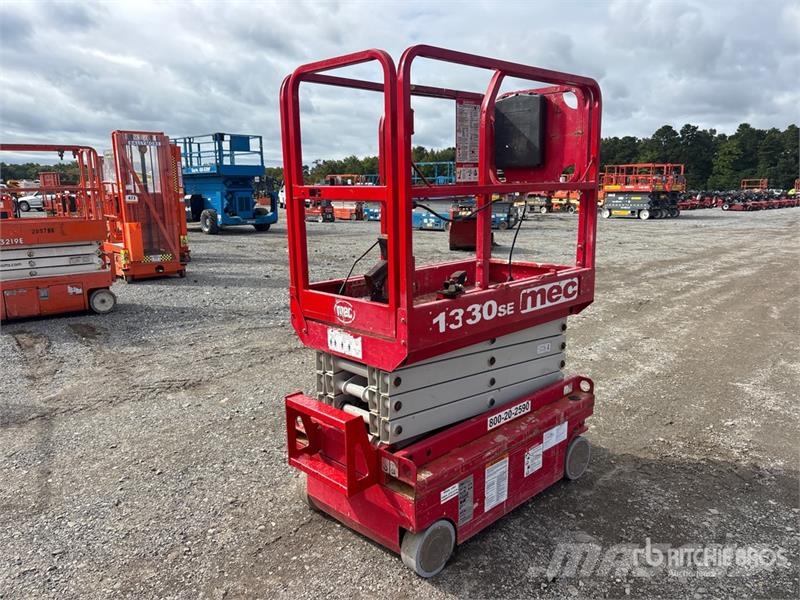 MEC 1330SE Electric Scissor Lift Ollós emelők