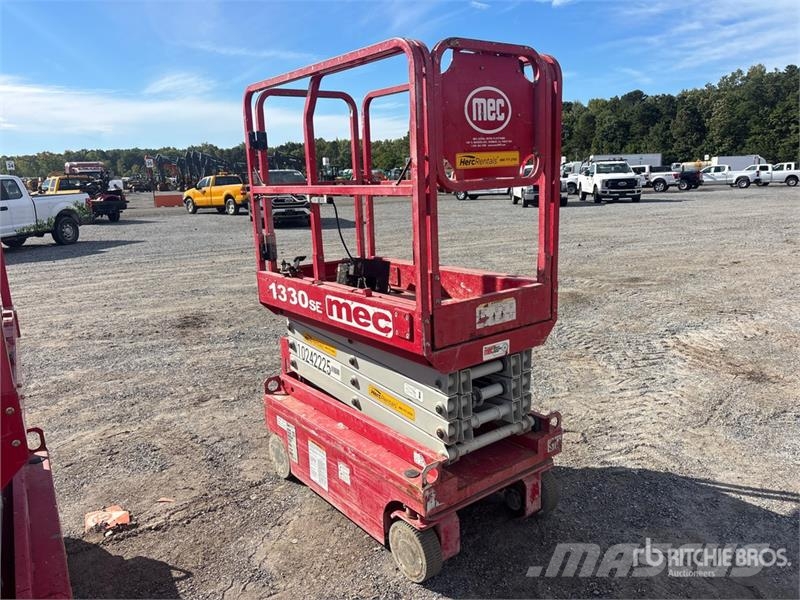 MEC 1330SE Electric Scissor Lift Šķerveida pacēlāji