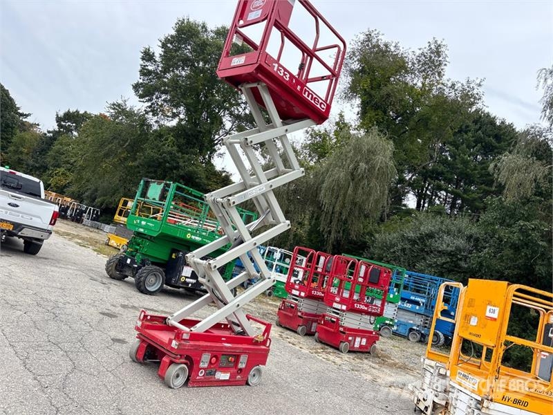 MEC 1330SE Electric Scissor Lift Makazaste platforme