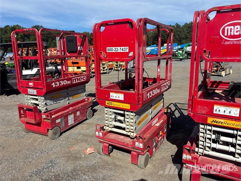 MEC 1330SE Electric Scissor Lift رافعات مقصية الشكل
