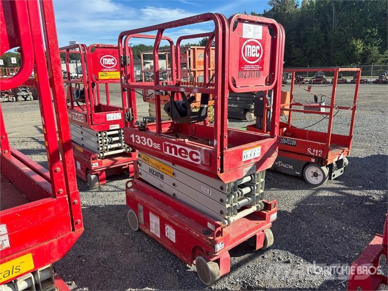 MEC 1330SE Electric Scissor Lift Scheren-Arbeitsbühnen