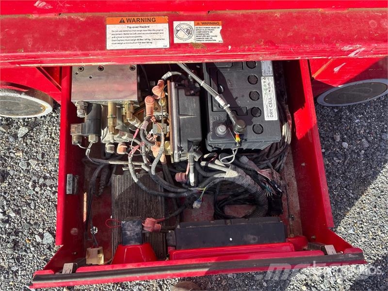 MEC 1330SE Electric Scissor Lift Scheren-Arbeitsbühnen