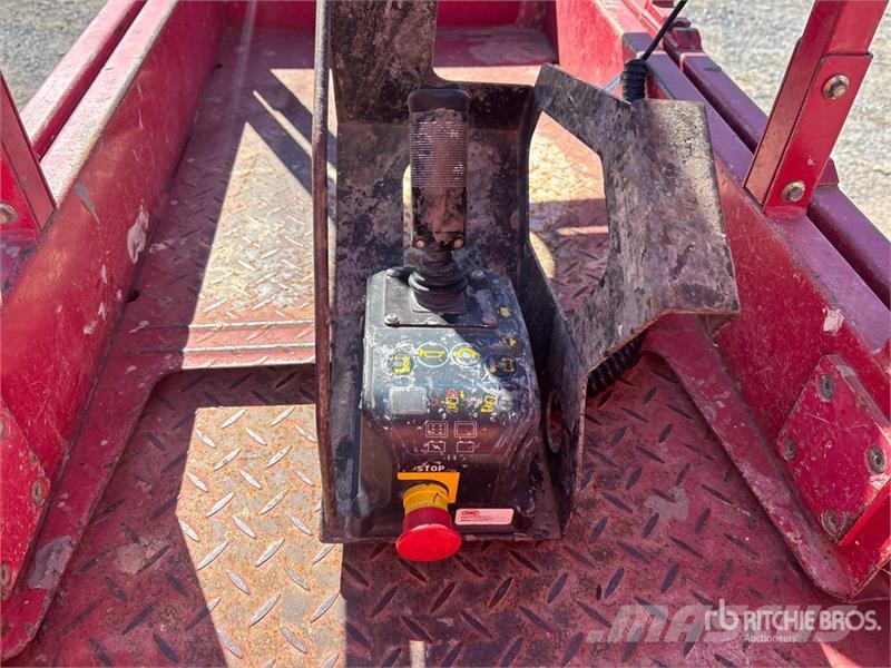 MEC 1330SE Electric Scissor Lift رافعات مقصية الشكل