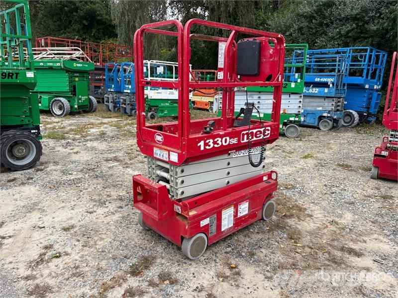 MEC 1330SE Electric Scissor Lift Makazaste platforme