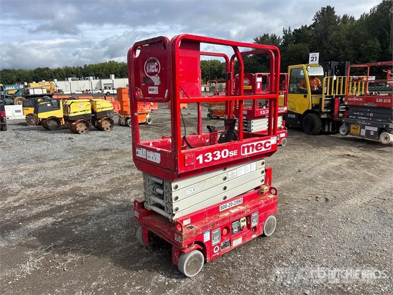 MEC 1330SE Electric Scissor Lift Ollós emelők
