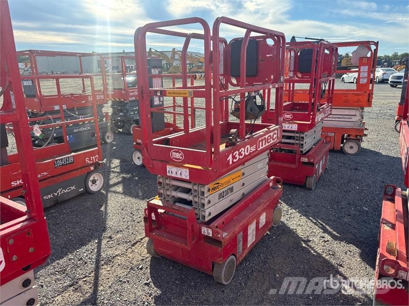 MEC 1330SE Electric Scissor Lift Scheren-Arbeitsbühnen