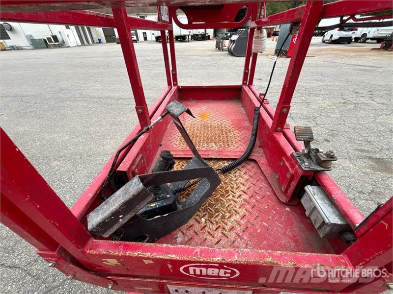 MEC 1330SE Electric Scissor Lift Makazaste platforme