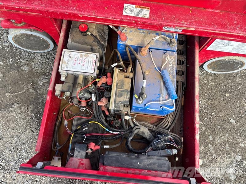 MEC 1330SE Electric Scissor Lift Ollós emelők