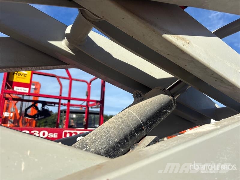 MEC 1330SE Electric Scissor Lift Scheren-Arbeitsbühnen