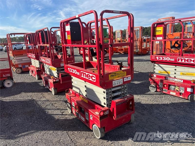 MEC 1330SE Electric Scissor Lift Scheren-Arbeitsbühnen