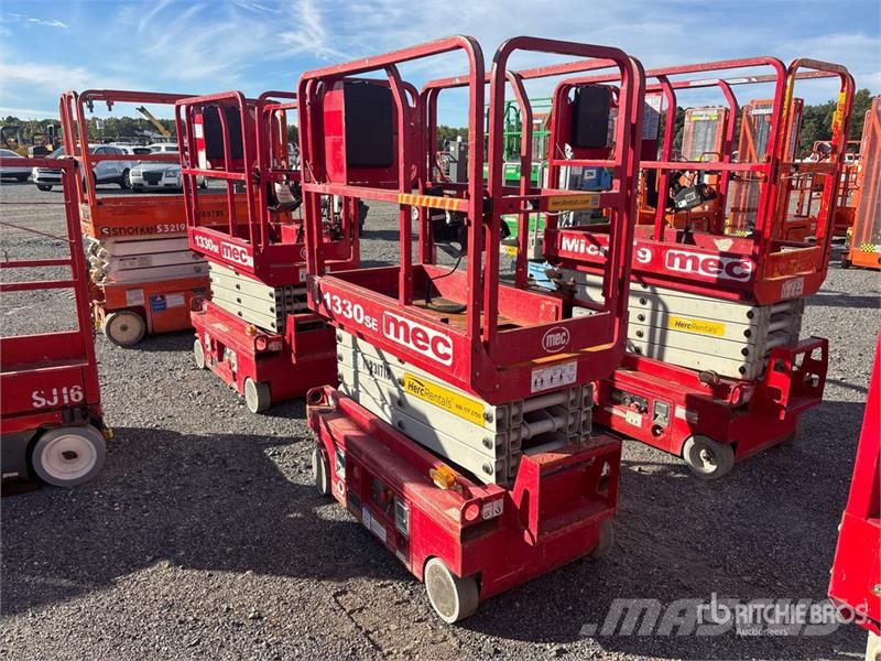 MEC 1330SE Electric Scissor Lift Scheren-Arbeitsbühnen