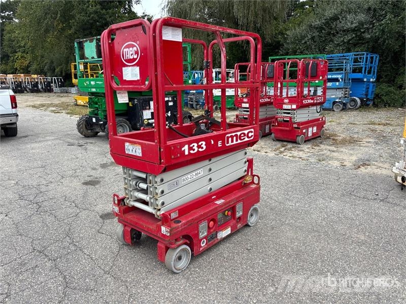 MEC 1330SE Electric Scissor Lift Makazaste platforme