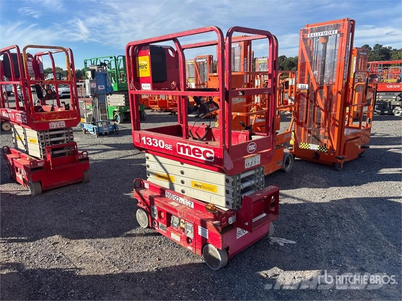 MEC 1330SE Electric Scissor Lift Scheren-Arbeitsbühnen