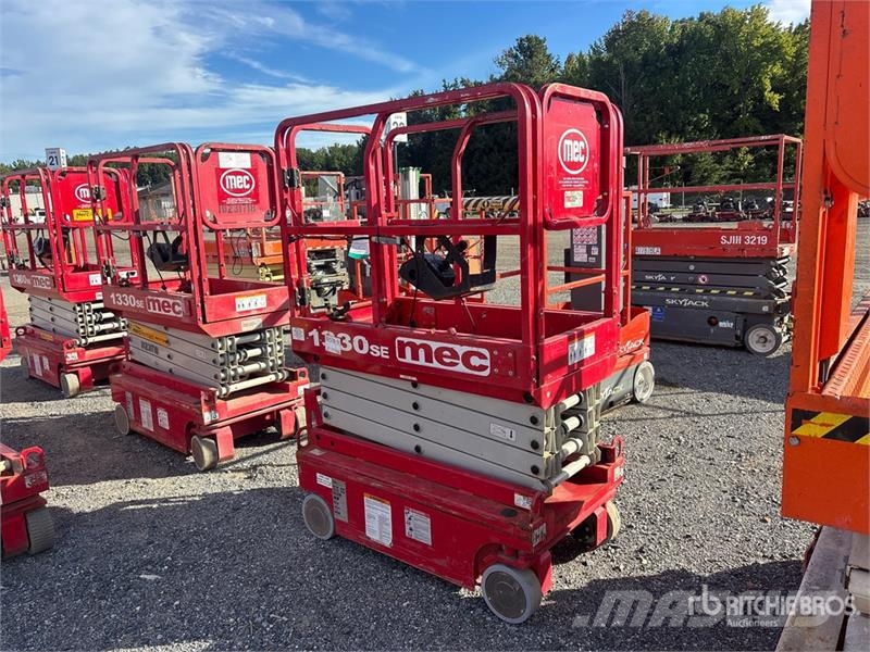 MEC 1330SE Electric Scissor Lift Scheren-Arbeitsbühnen