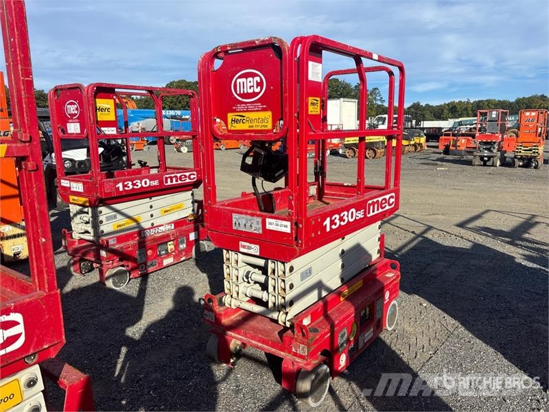 MEC 1330SE Electric Scissor Lift Scheren-Arbeitsbühnen