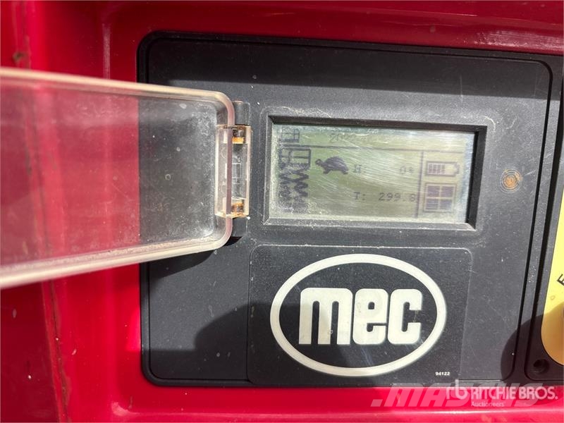 MEC 1330SE Electric Scissor Lift Ollós emelők