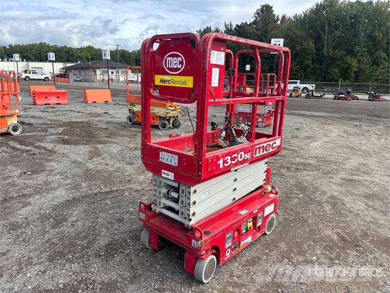MEC 1330SE Electric Scissor Lift Ollós emelők